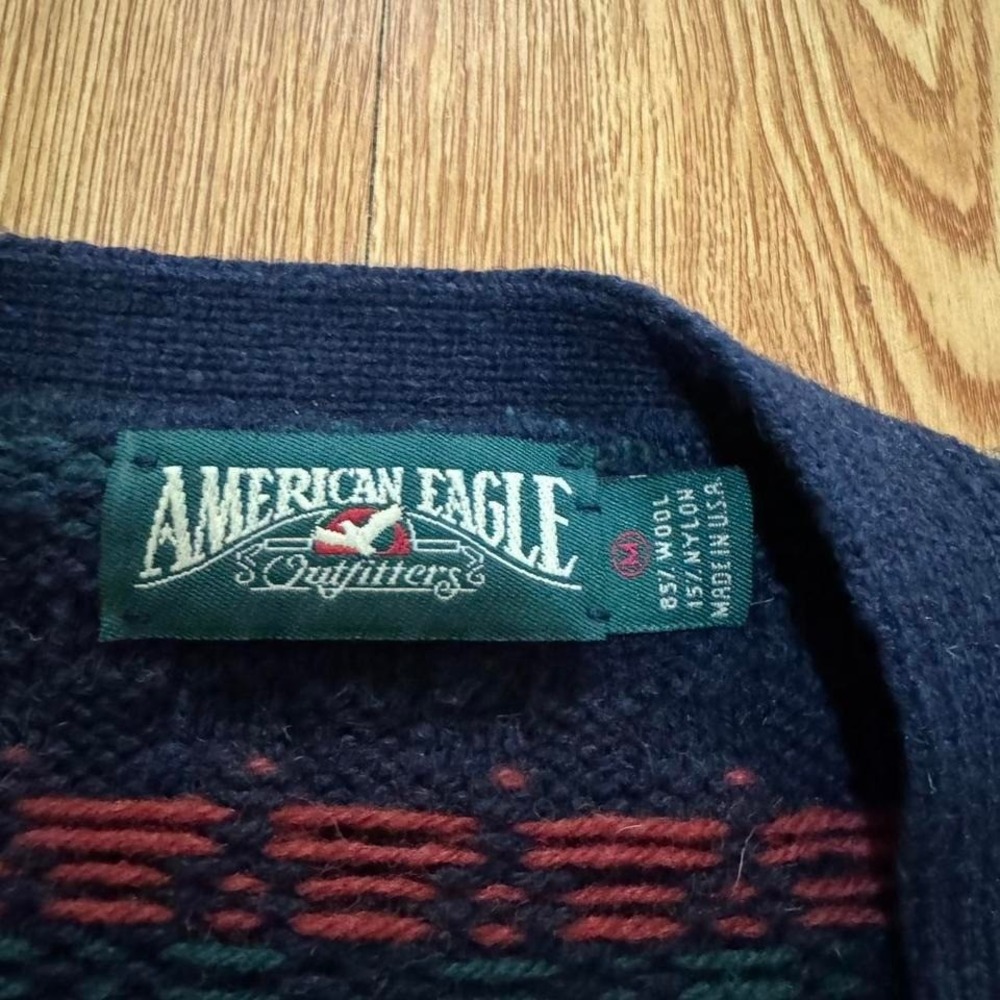 American Eagle Cardigan Vintage Wool Striped Multicolor‎ 90s Cozy Size Medium - Picture 4 of 6
